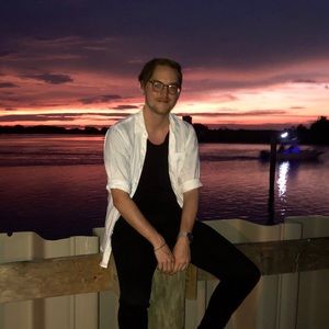 Meet your Posher, Brian